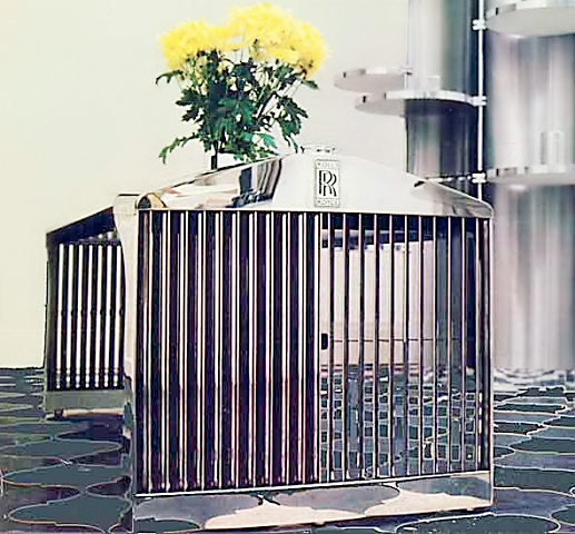 Rolls Royce table